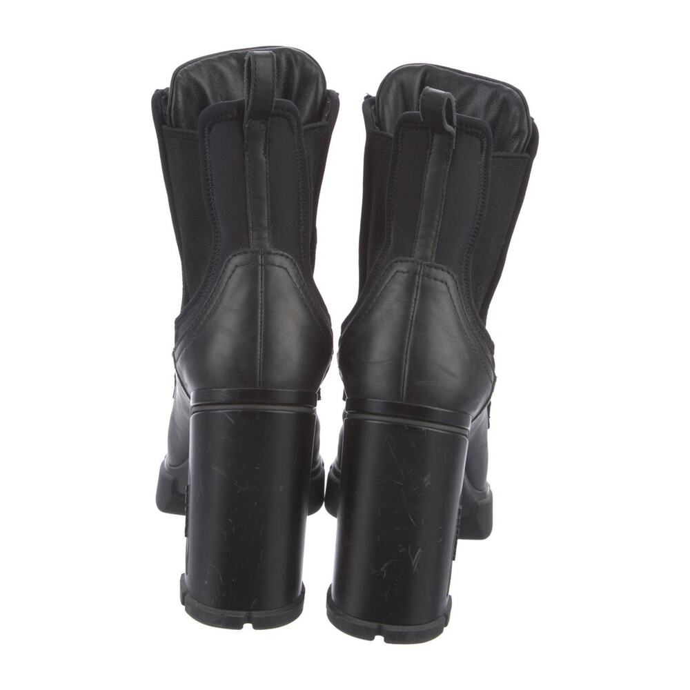 ❤️Prada Leather Lace-Up Boots❤️ - Picture 4 of 5